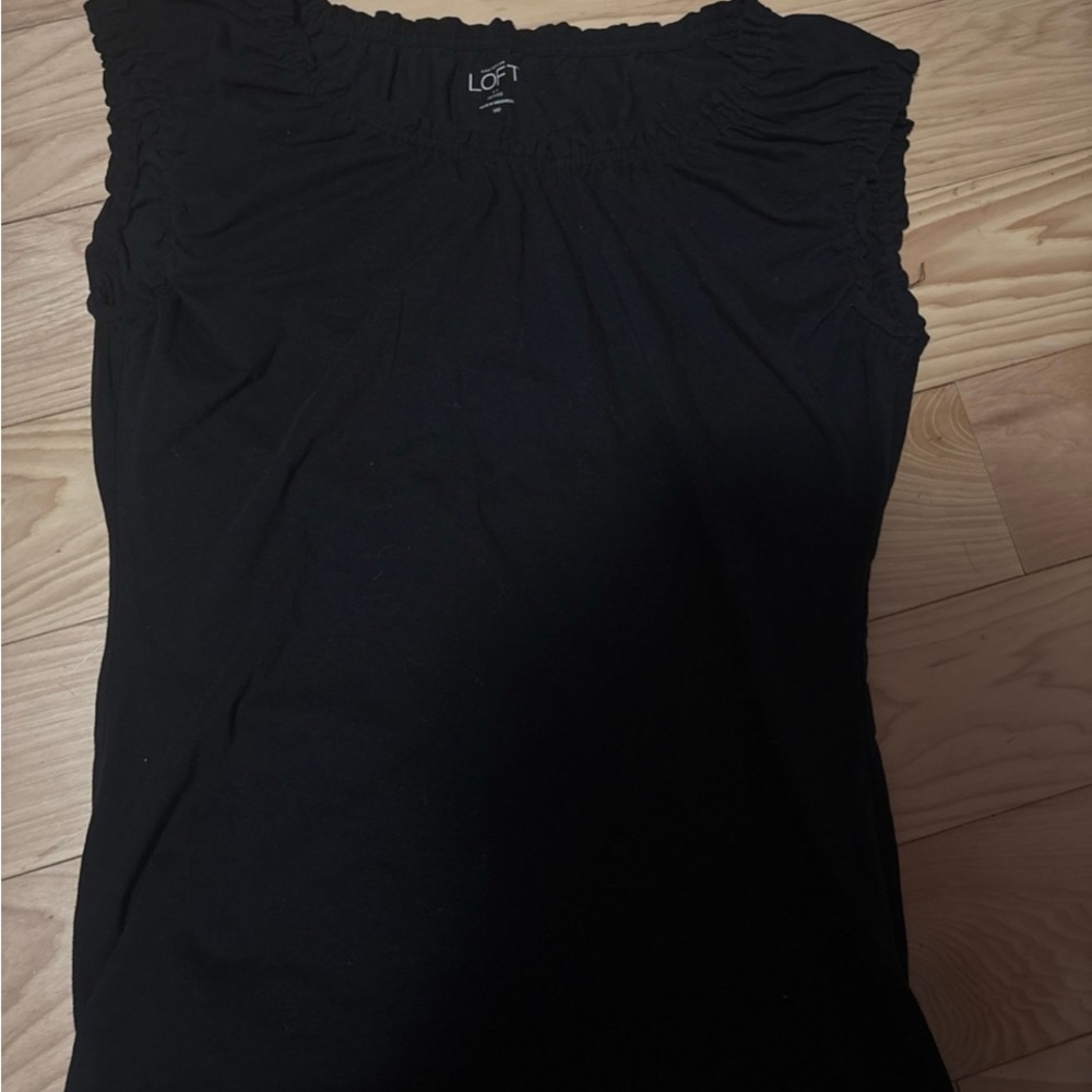 LOFT Black Sleeveless Tank Top
